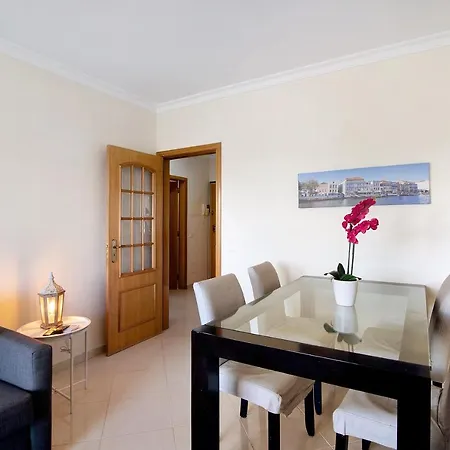 Lovely One Bedroom Apartment Quarteira Exterior photo