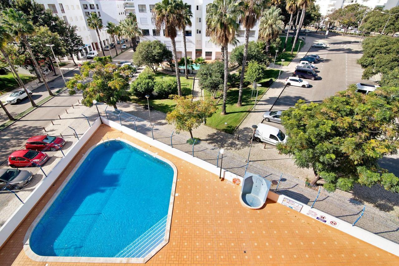Lovely One Bedroom * Quarteira